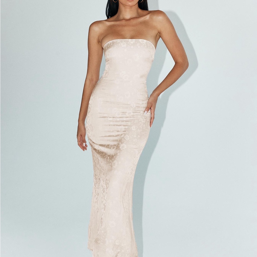 Princess Polly Cream Floral Strapless Dress (Worn once for a bridesmaid event)🩶